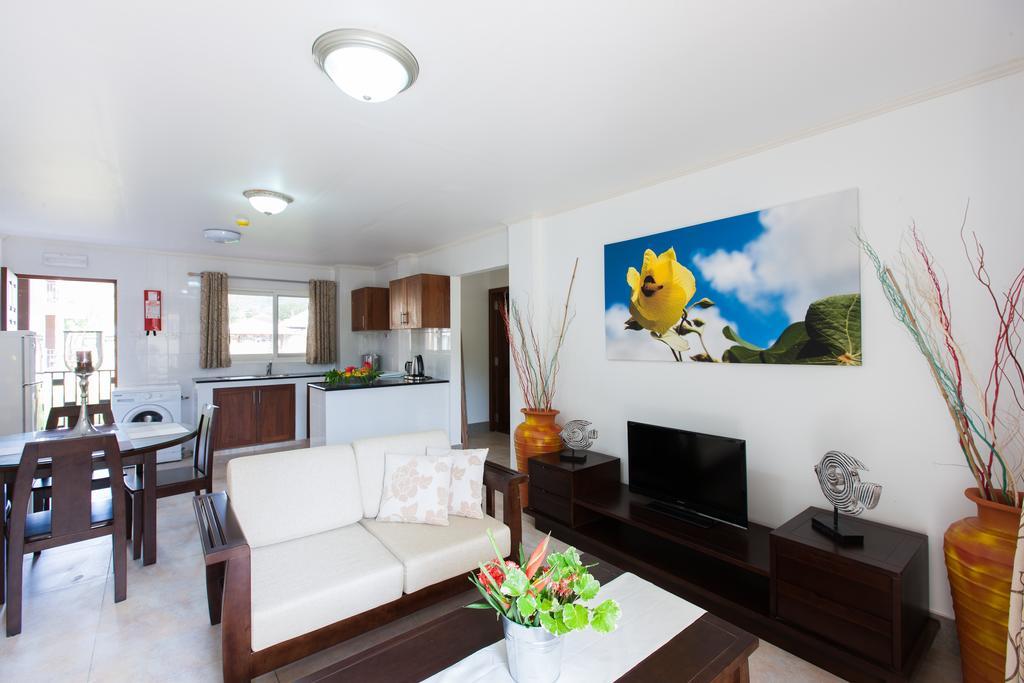 Praslin Holiday Home Grand Anse  Oda fotoğraf